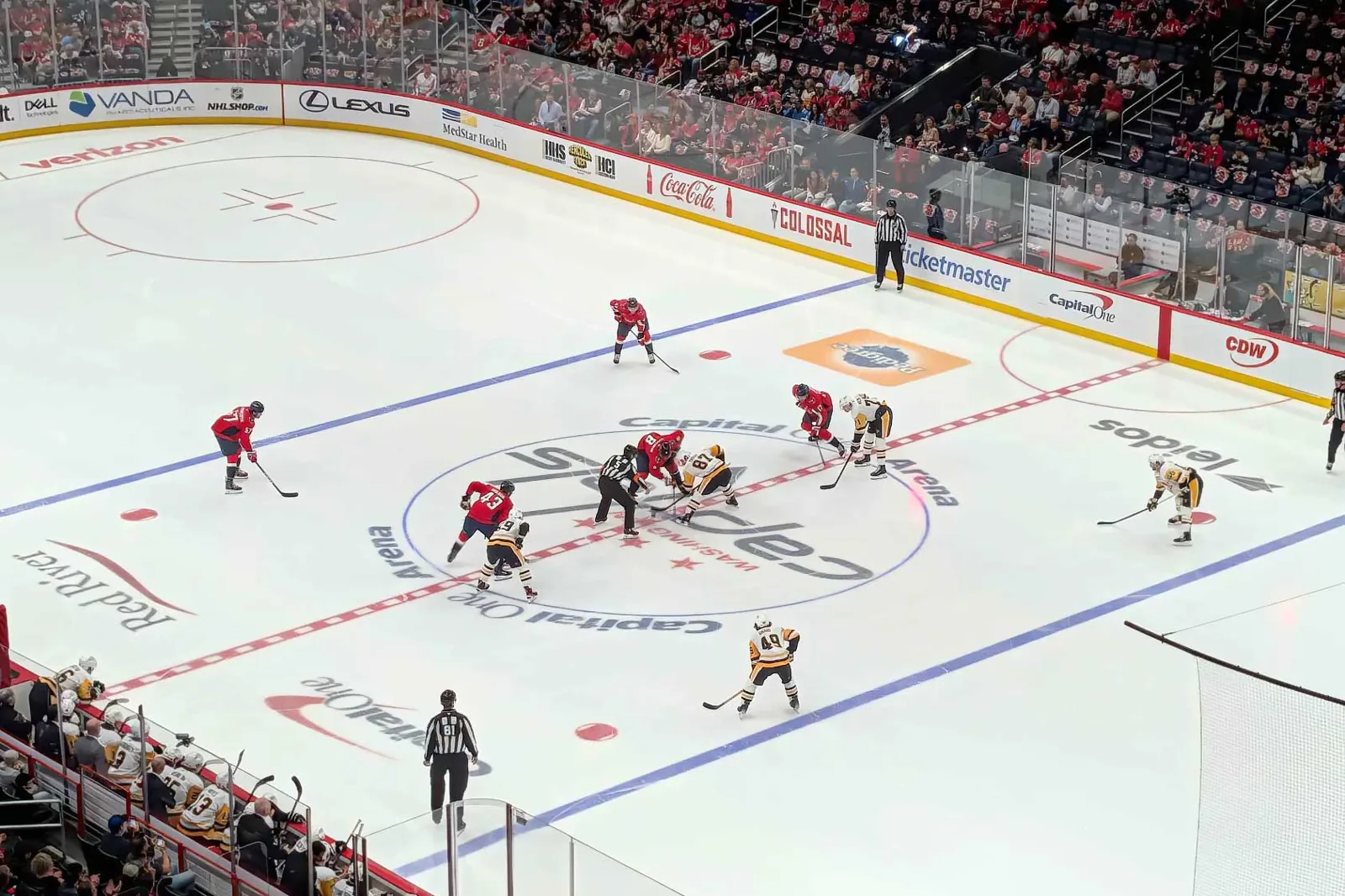 Ovechkin and Crosby line up for a faceoff