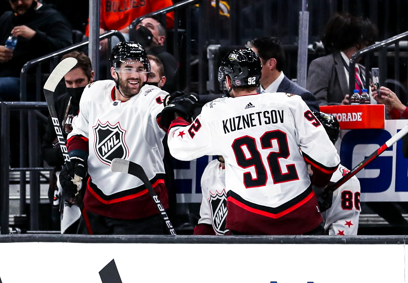 NHL All-Star Game: Claude Giroux named MVP as Metropolitan wins